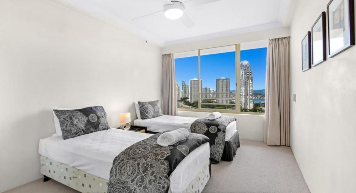 Contessa Holiday Apartments Gold Coast Exterior photo