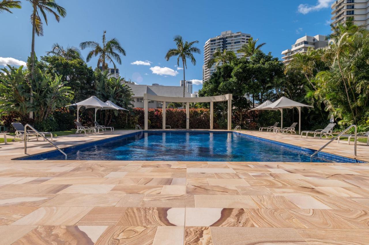 Contessa Holiday Apartments Gold Coast Exterior photo