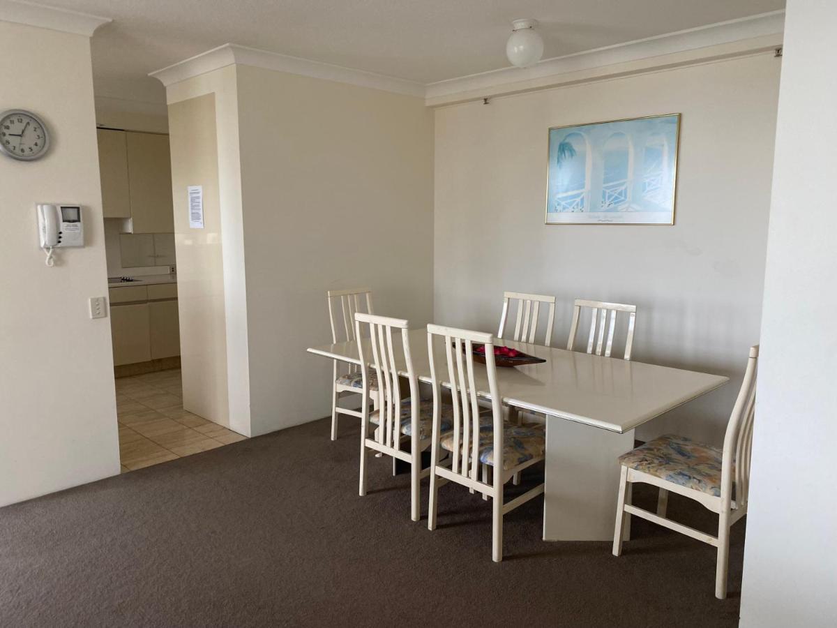 Contessa Holiday Apartments Gold Coast Exterior photo