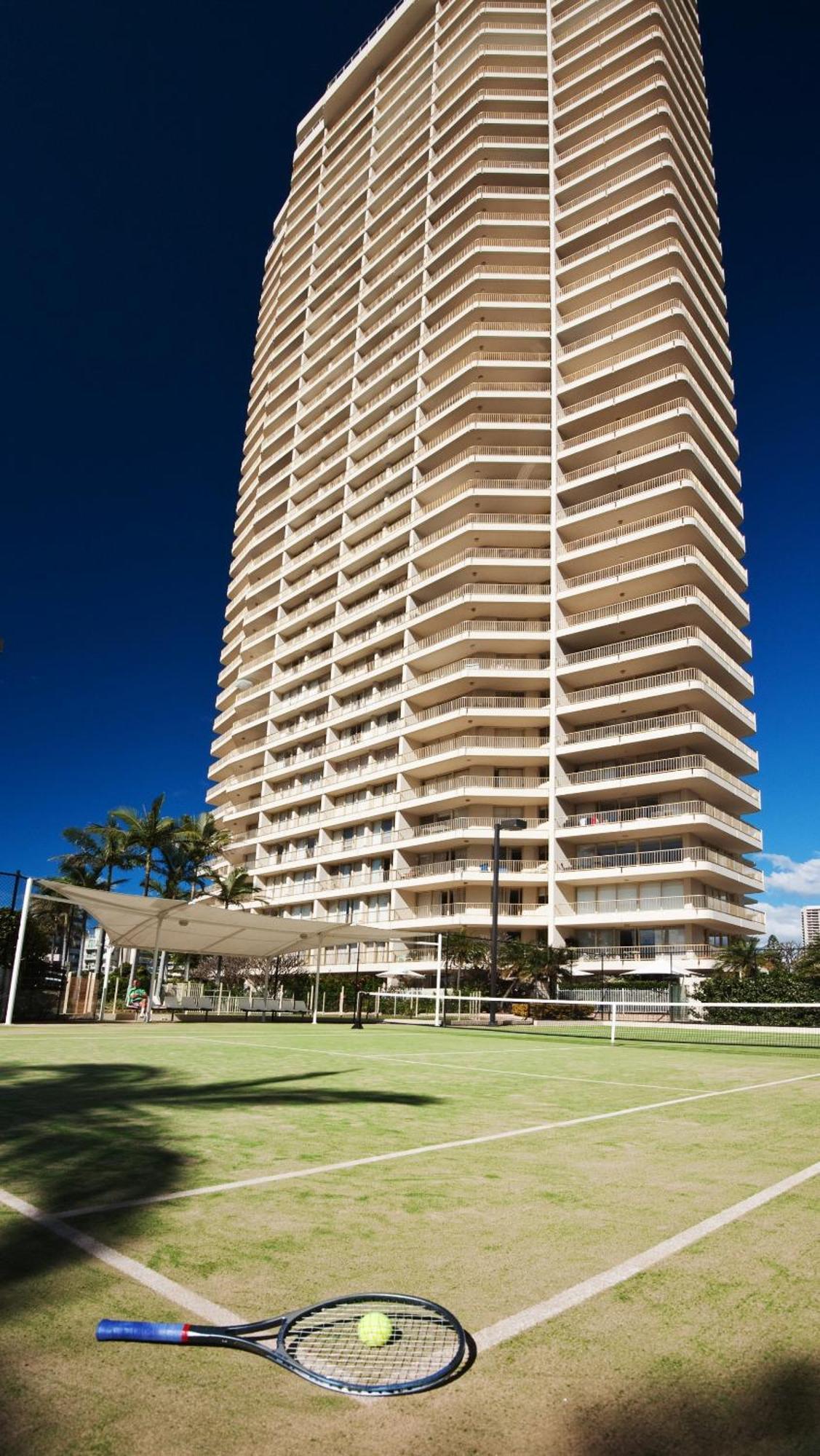Contessa Holiday Apartments Gold Coast Exterior photo