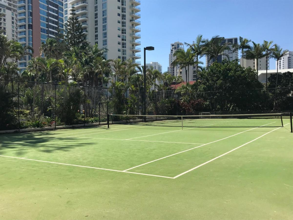 Contessa Holiday Apartments Gold Coast Exterior photo